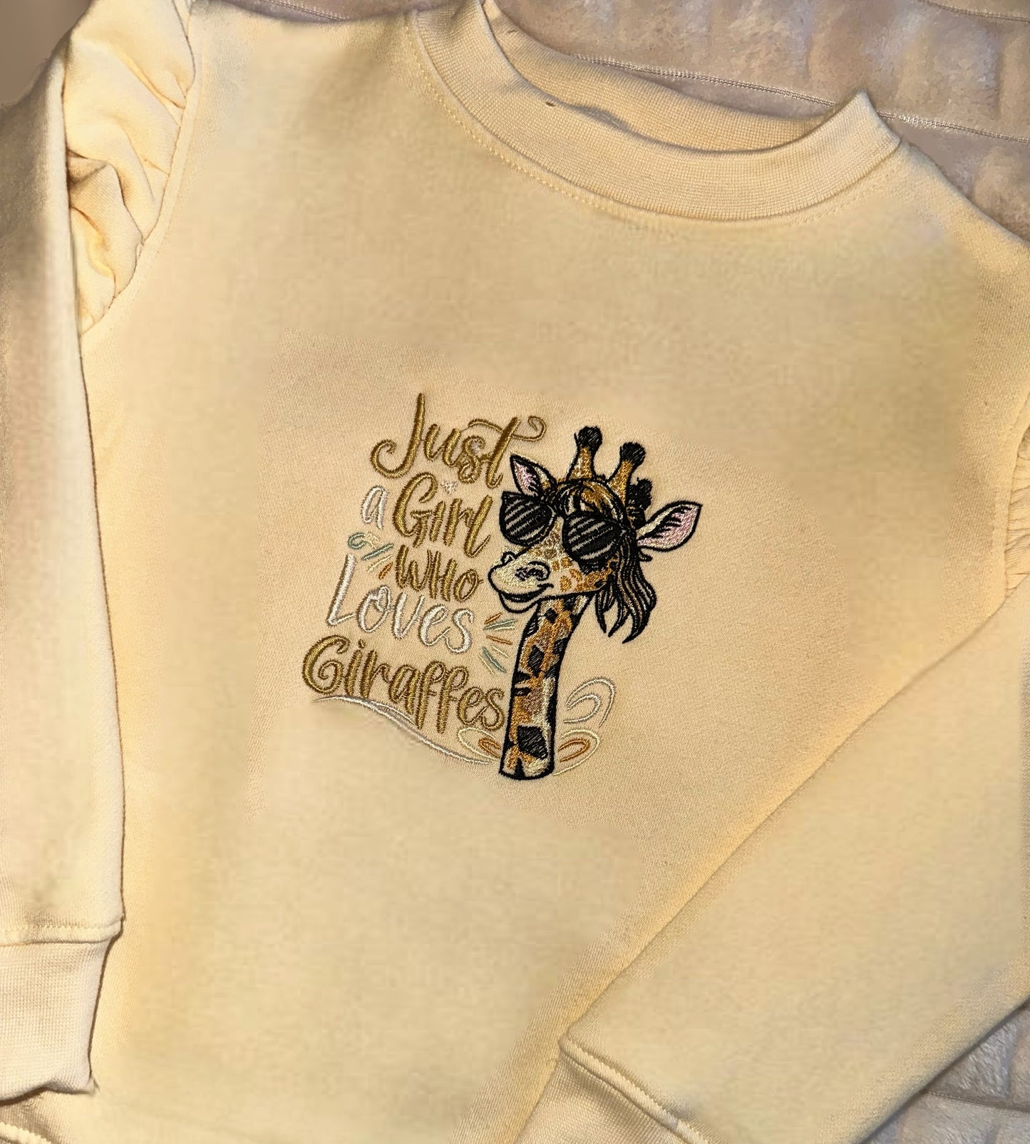 Just A Girl Who Loves Giraffe Jumper